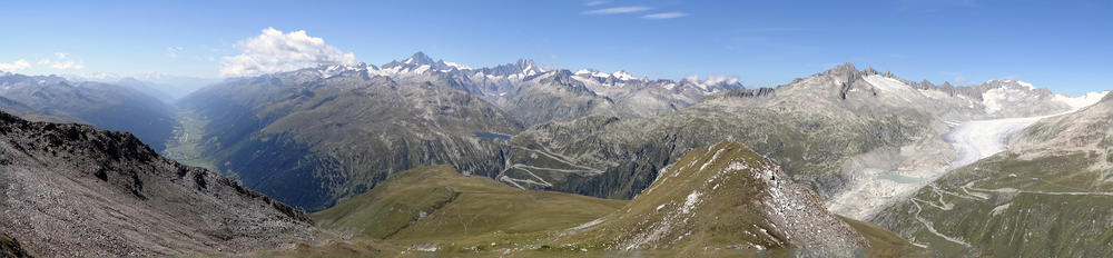 Panorama mit Grimselpass und Rhonegletscher